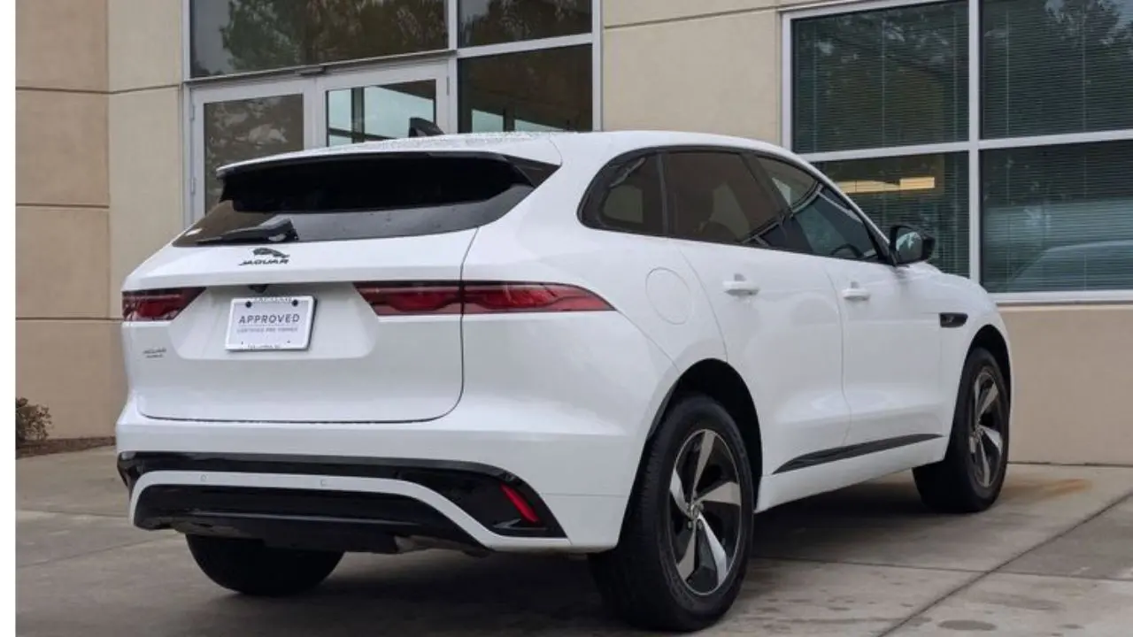 Jaguar F-Pace 2025 1