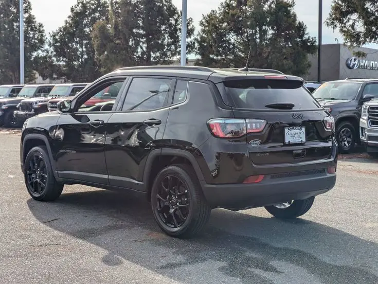 Jeep Compass 2025 1