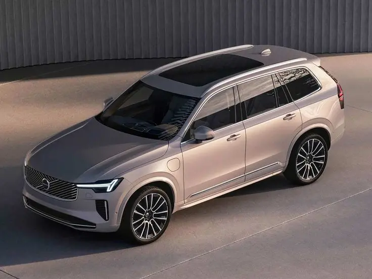 Volvo XC90 2025